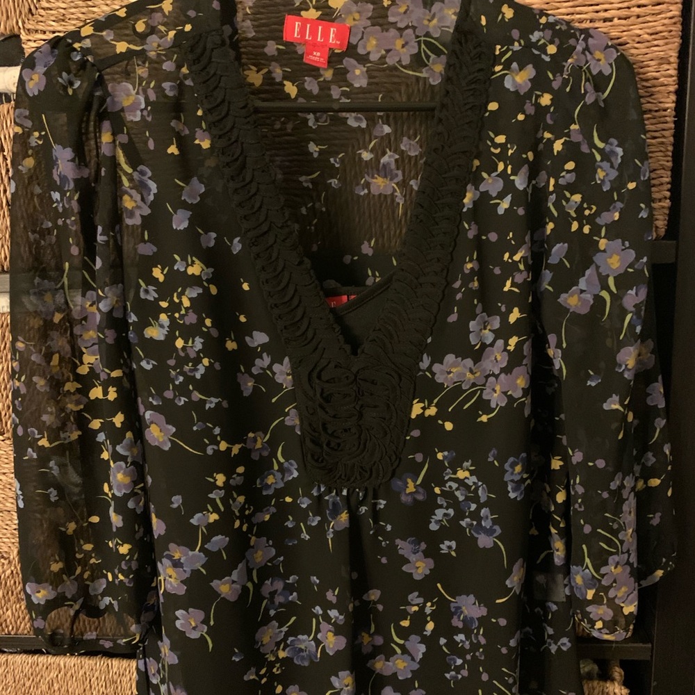 ELLE Floral top with tie back